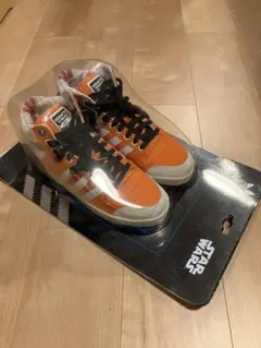 adidas skywalkerスター・ウォーズ スニーカー オレンジ