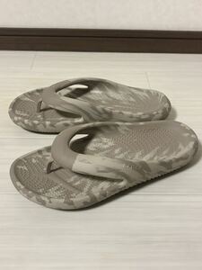 ● crocs クロックス M7 W9 25.0cm メンズ レディース ユニセックス メロウ マーブル リカバリー フリップ ビーチサンダル シューズ 靴