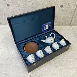 【送料無料 】希少 未使用長期保管品 Meissen マイセン 歴代双剣マーク 茶器セット ケース入り ジャパニーズマイセン 湯呑・茶托 A605-3