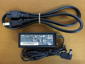 ☆　Aser　純正ACアダプター　A13-045N2A　19V-2.37A　外径約5.5mm 内径約1.8mm　通電確認済　☆