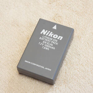 Nikon EN-EL9a Li-ionリチャージブルバッテリー 純正美品（未使用）