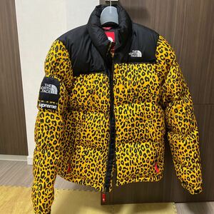 11aw supremeシュプリーム レオパード ヌプシ ダウン ジャケット THE NORTH FACE ノースフェイス Leopard Nuptse 黄色 yellow M