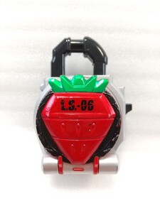 SG イチゴロックシード 仮面ライダー鎧武 ガイム イチゴ ロックシード 