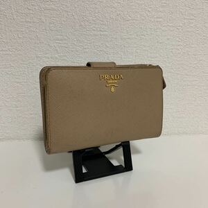 PRADA プラダ　サフィアーノ レザー L字ファスナー ゴールド金具 二つ折り財布　ピンク系