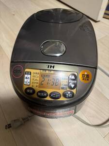 【手渡し・札幌市中央区】中古・動作保証　IH炊飯器　象印 NP-VQ10