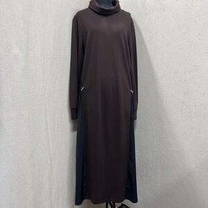 【美品】l22 Boujeloud ブージュルード　タートルロングワンピース　size F こげ茶 黒　大人上品　シンプル　細見え　匿名配送