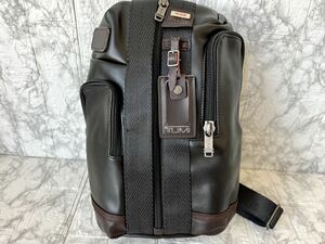 トゥミ　TUMI バッグ　レザー　ショルダーバッグ　ワンショルダー　ボディバッグ　未使用