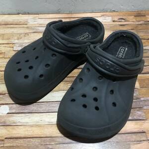 即決・レターパック発送・CROCS・クロックスの防寒インナー仕様のサンダル・黒・約２２ｃｍ