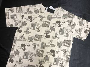 即決◆ミッキーマウス　Disney◆半袖Tシャツ【3L】新品タグ付き　ベージュ　レディース　総柄　コミック　アニメ　大きいサイズ◆