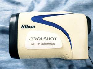 ☆ＮＩＫＯＮ　Nikon COOLSHOT 20レーザー距離　　中古　　本革カービングケース付き　送料無料