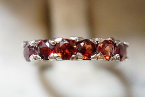 469 ガーネット リング 指輪 ヴィンテージ アクセサリー アンティーク 色石 宝石 カラーストーン 装飾品