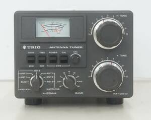 TRIO アンテナ・チュ－ナ　1.9～28MHz AT-230