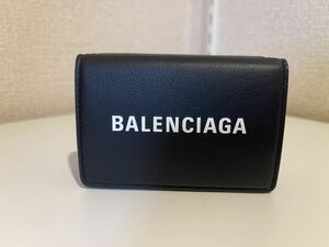 押し跡あり　送料無料【未使用品】バレンシアガ BALENCIAGA 三つ折り 財布 ブラック　黒