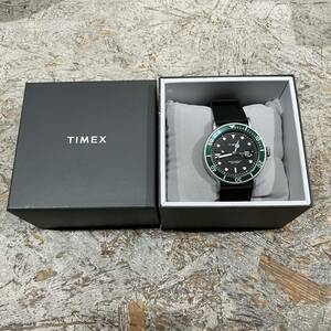 ほぼ未使用 TIMEX TW2W16700 タイメックス 腕時計
