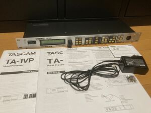 ★新品同様! TASCAM マイクプリアンプ TA-1VP Antares Auto-Tune Evo搭載 teac タスカム ティアック