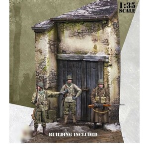 【送料無料】1/35 スケール第二次世界大戦アメリカンソルジャーレジンモデルソルジャーキット（建物付き3人）セット