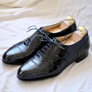 極美品Salvatore Ferragamoサルヴァトーレフェラガモ クロコダイルストレートチップ黒7EE