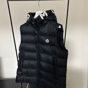 モンクレール★MONCLER★MONTREUIL★ベスト★ブラック★サイズ4