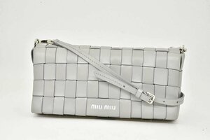 ミュウミュウ MIU MIUロゴ レザー ショルダーバッグ 2WAY クラッチバッグ グレー