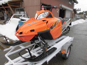 新潟　アークティックキャット　Arctic Cat　トレーラーセット　スノーモービル　改造費１００万以上　２４１２㎞　価格応談！！