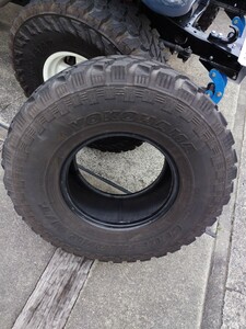 ヨコハマ　ジオランダー 315/75R16 中古一本③