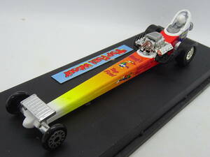 ユニバーサルスタジオ/ディメンジョン4 1/43 ビンテージ ドラッグスターズ TOP Fuel Woody