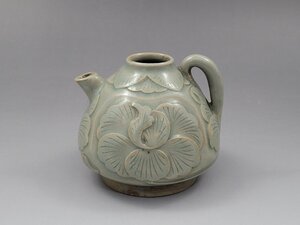 青磁 陽刻花紋 水注 時代唐物 幅約9.5cm / 宋元時代 茶道具 煎茶道具 煎茶具 紫砂壺 茶壺 朱泥 茶器 茶注 人間国宝 李朝 高麗 古董