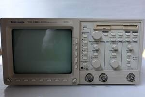 BV111(RK) Y Tektronix TDS340A 2チャンネル 100MHz 500MS/s デジタル リアルタイム オシロスコープ