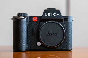 純正バッテリー２本！Leica ライカ SL2 ボディ