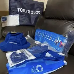 【超貴重】金メダル選手のサイン入り！東京2020ボランティア ユニフォームセット