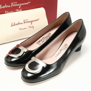 GQ0065*未使用*サルヴァトーレフェラガモ*Size 5.5D*パテントレザー*ガンチーニ*パンプス*靴*ブラック*Salvatore Ferragamo