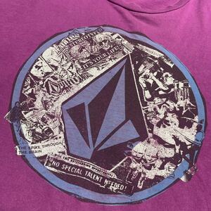 ボルコム volcom 半袖 プリントTシャツ 紫 パープル Mサイズ 洗濯ジワあり 黒 ブラック ボトムステッチ飛びあり