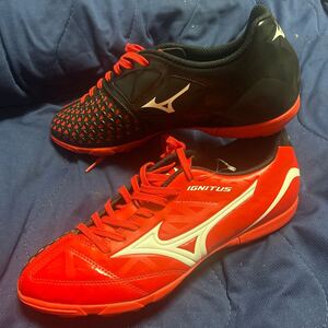 新品未使用！ミズノ MIZUNO サッカートレーニングシューズ イグニタス28㎝定価8690円 送料600円