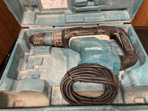 020♪おすすめ商品♪マキタ　makita 40mmハンマドリル HR4013C