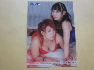 華名 ASUKA WWE トリプルテイルズ 紫雷美央 水着トレカ 2013 BBM 女子プロレス №116 即決