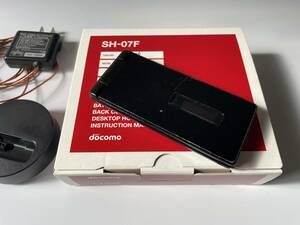 おまけ付き★USEDドコモ SH-07F（黒色）携帯電話ガラケーdocomo