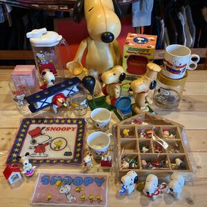 PEANUTS ピーナッツ　SNOOPY スヌーピー　ヴィンテージ　ビンテージ　レトロ　アンティーク　フィギュア　まとめ　大量　雑貨　おもちゃ