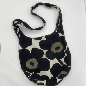 1円～　60　同梱不可　①　marimekko　マリメッコ　花柄　フラワー　キャンバス　ショルダーバッグ　トートバッグ　