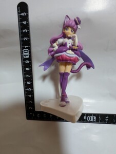 キラキラプリキュア　キューティーフィギュア　中古②