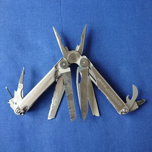 LEATHERMAN(レザーマン)Wave (702)