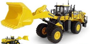 Universal Hobbies 1/50 Komatsu WA600-8　建設重機　8127-UH　ミニカー