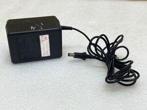 MB0713 HVC-002 充電器　スーファミ 通電確認済 現状品 レターパック 送料600 0110