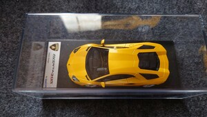 LOOK　Smart　ルックスマート1/43ランボルギーニアヴェンタドールS New Giallo Orion イエロー品番LS468A