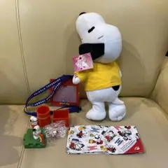 SNOOPY❣️まとめ売り　ぬいぐるみ、ネームホルダーストラップ他　お値打ち品❣️