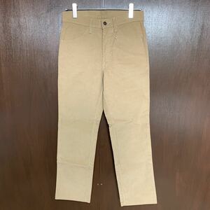 新品 LEVI