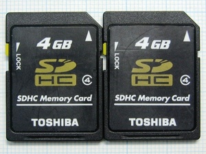 ★TOSHIBA ＳＤＨＣメモリーカード ４GB ２枚 中古★送料８５円・１８５円