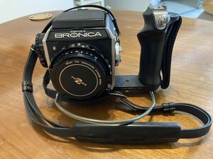 ゼンザブロニカ ZENZA BRONICA EC NIKKOR-PC 75mm グリップとストラップ付き　シャッター作動確認