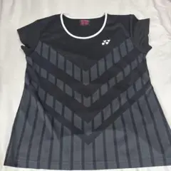 YONEX ブラック V字ストライプ Tシャツ L