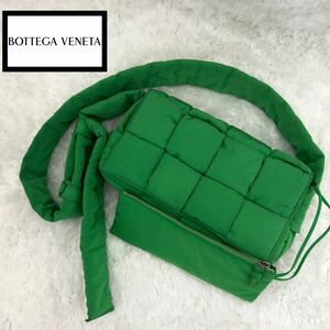 ☆美品☆BOTTEGA VENETA ボッテガヴェネタ パデッドテック カセット ショルダーバッグ カメラバッグ イントレチャート