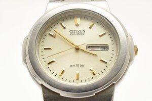 稼働品 シチズン エコドライブ デイデイト ラウンド シルバー E100-K17837 ソーラー メンズ 腕時計 CITIZEN